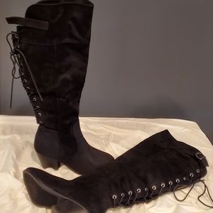 Calf high boots, new with no tags